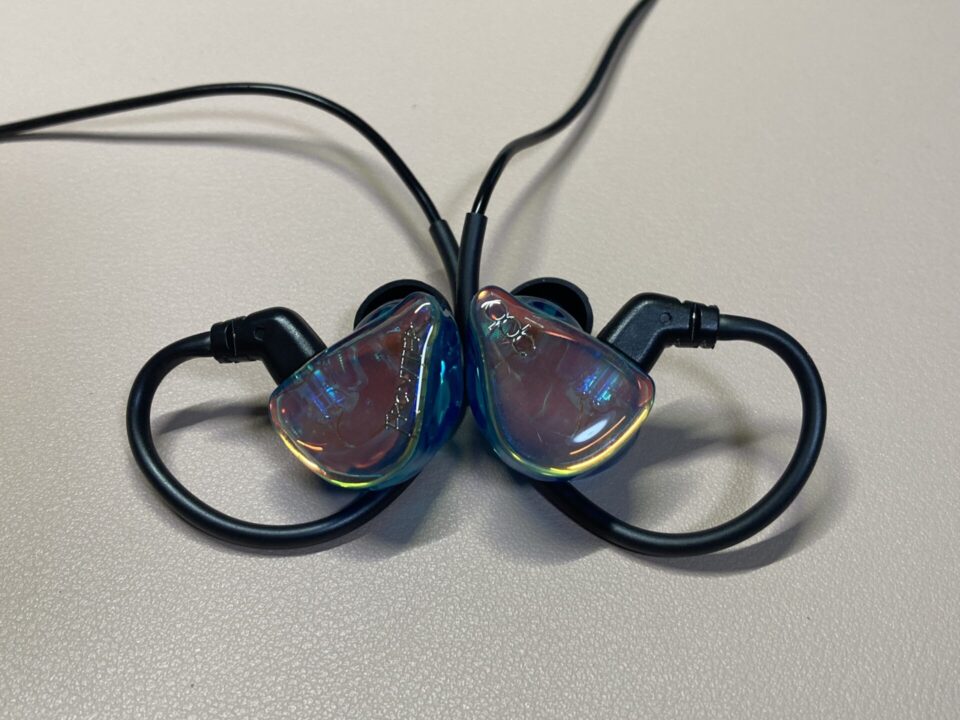 イヤホン】QDC FRONTIER Emeraldレビュー 【新時代の1BAイヤホンの体験