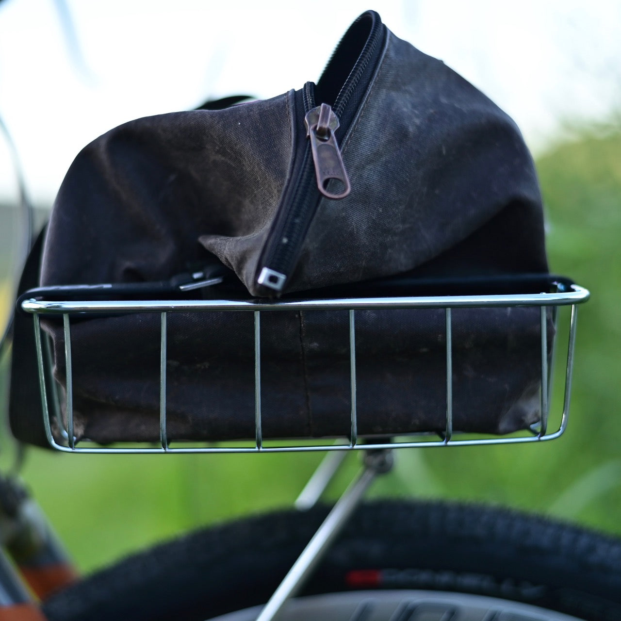 Wald Basket: 137 MEDIUM Half Racer (Silver or Black)