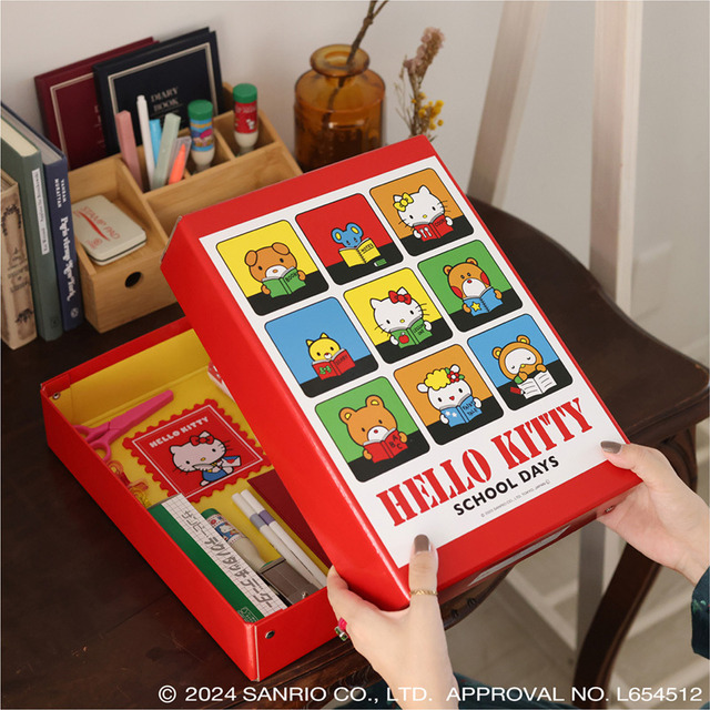 ハローキティ」70年代アートがキュート♪ 文房具5アイテムが郵便局の