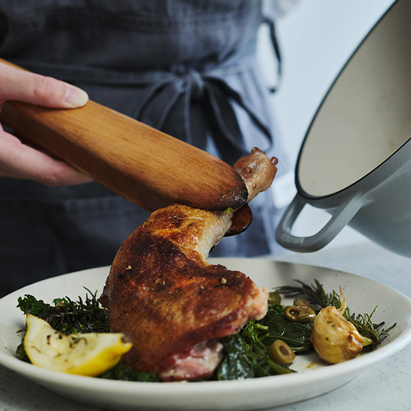 バーミキュラ / オーブンポット2 26cm マットブラックを贈るなら、多彩