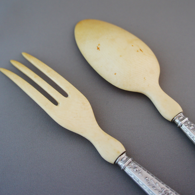 フランス「サラダサーバー フォーク&スプーン セット」《アンティック