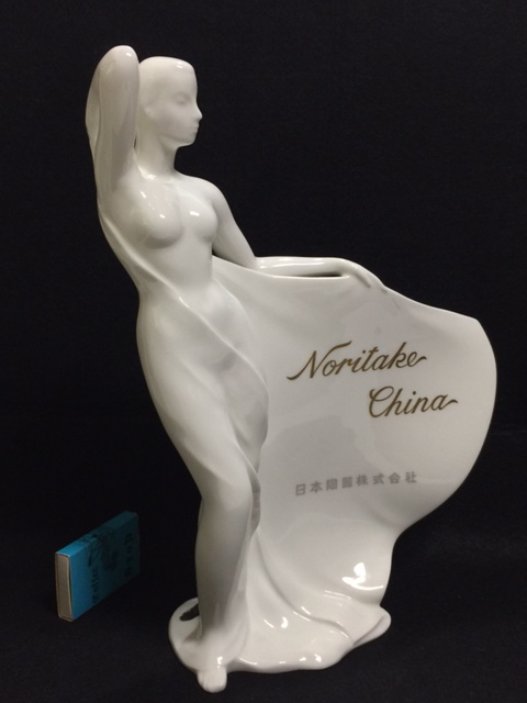ノリタケ 日本陶器会社 店頭用 フィギュア 人形 陶器製 ボーンチャイナ