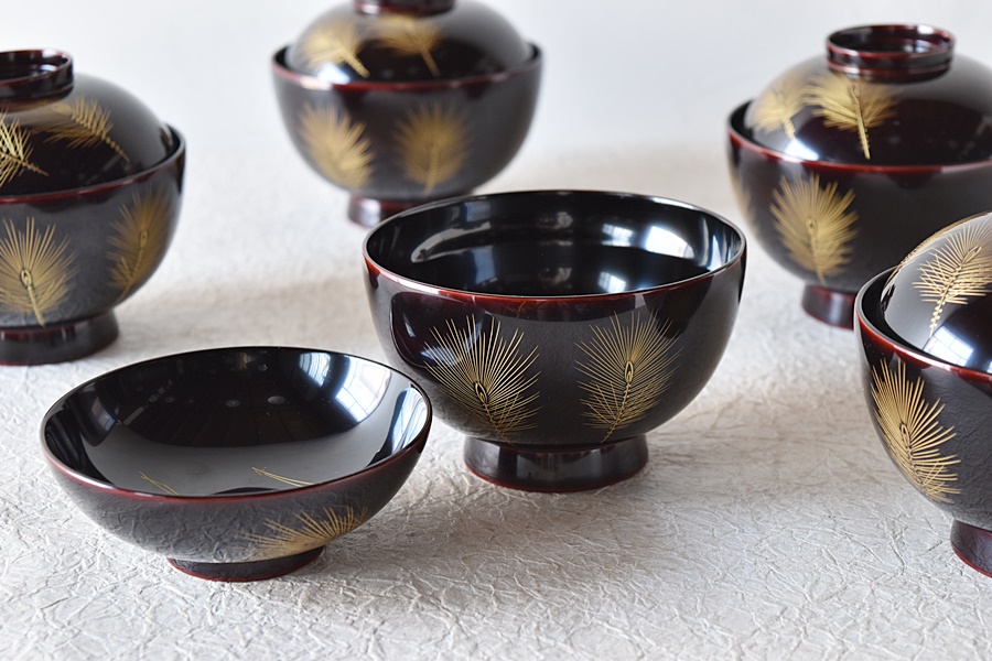 在銘 輪島塗 溜塗 沈金蒔絵 芽松 吸物椀 5客セット 西村國峰 - 生活