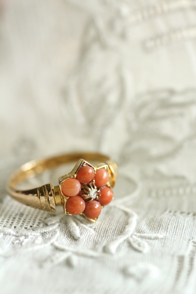 アンティーク指輪リング イギリス ヴィクトリアン サンゴ珊瑚 コーラル