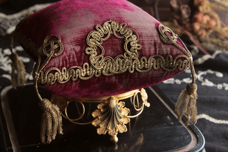 アンティークグローブドマリエ ディスプレイスタンド ティアラ