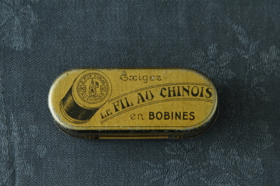 フランスの糸巻きケース fil au chinois ボビンケース フランス