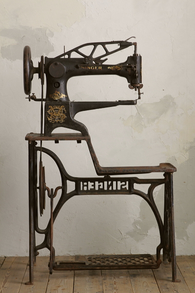 アンティークミシン シンガーSINGER29k3 靴修理皮革八方 工業産業用