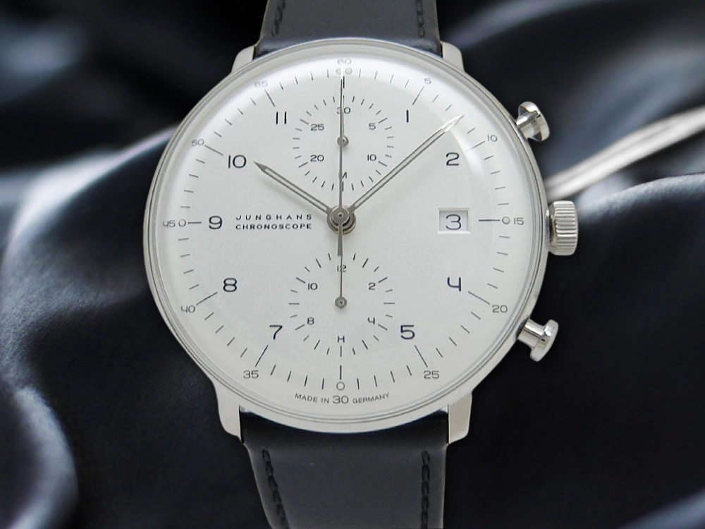 HA-7327| ユンハンス マックスビル クロノスコープ クロノグラフ Ref
