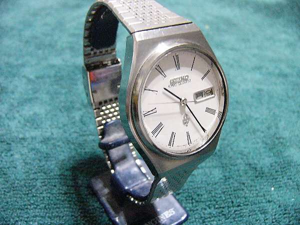 J-8885| セイコー キングクォーツ 4823-8130