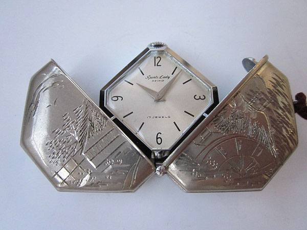 JA-2259| セイコー 桃太郎 希少な彫刻ケース 懐中時計 5293 17石 手