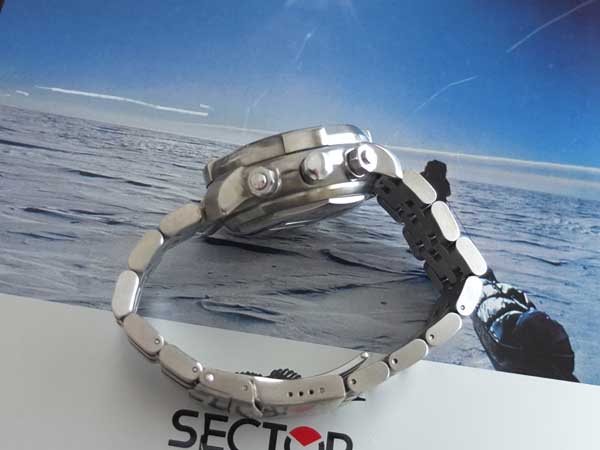 セクター ダイビングチーム1000 チタン ダイバークロノグラフ SECTOR