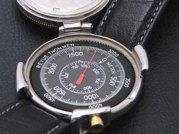 レビュー・トーメン REVUE THOMMEN アルティマーク ALTIMARK クオーツ