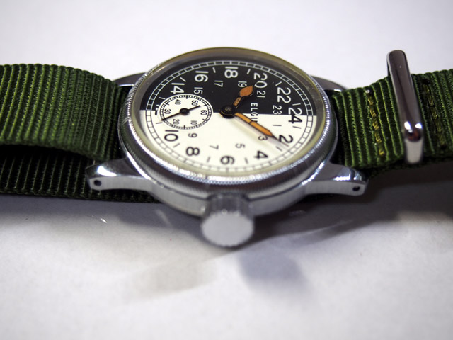 エルジン アメリカ軍用 24時間時計 ミリタリー スモールセコンド 白黒