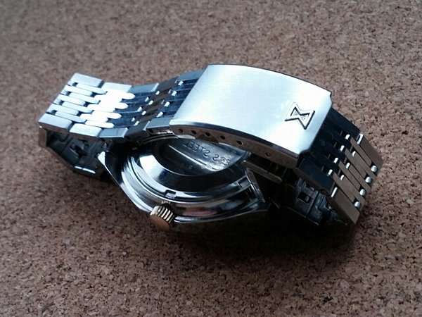 エドックス EDOX ダイアマチック3000 9面カットガラス ライトブラウン