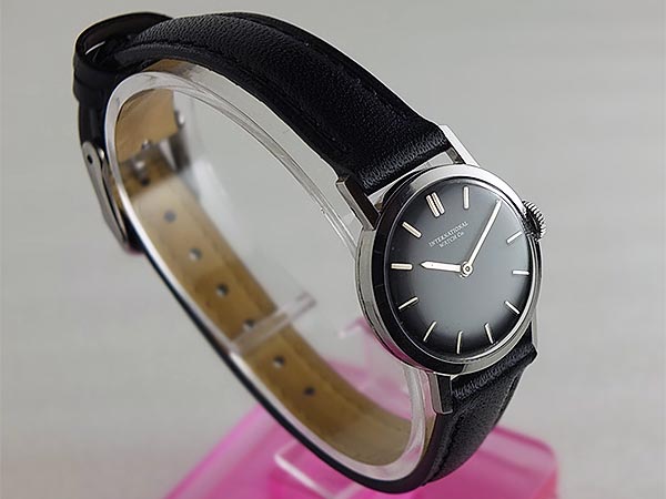 IWC レディース 黒文字盤 手巻き Cal.41 新品革ベルト交換済み Ref