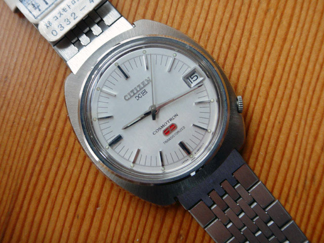 シチズン コスモトロンX8 白文字盤 電子テンプ(電磁テンプ) 未使用