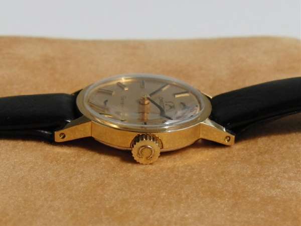 オメガ ジュネーブ 手巻き レディース ラウンドフェイス 手巻き OMEGA