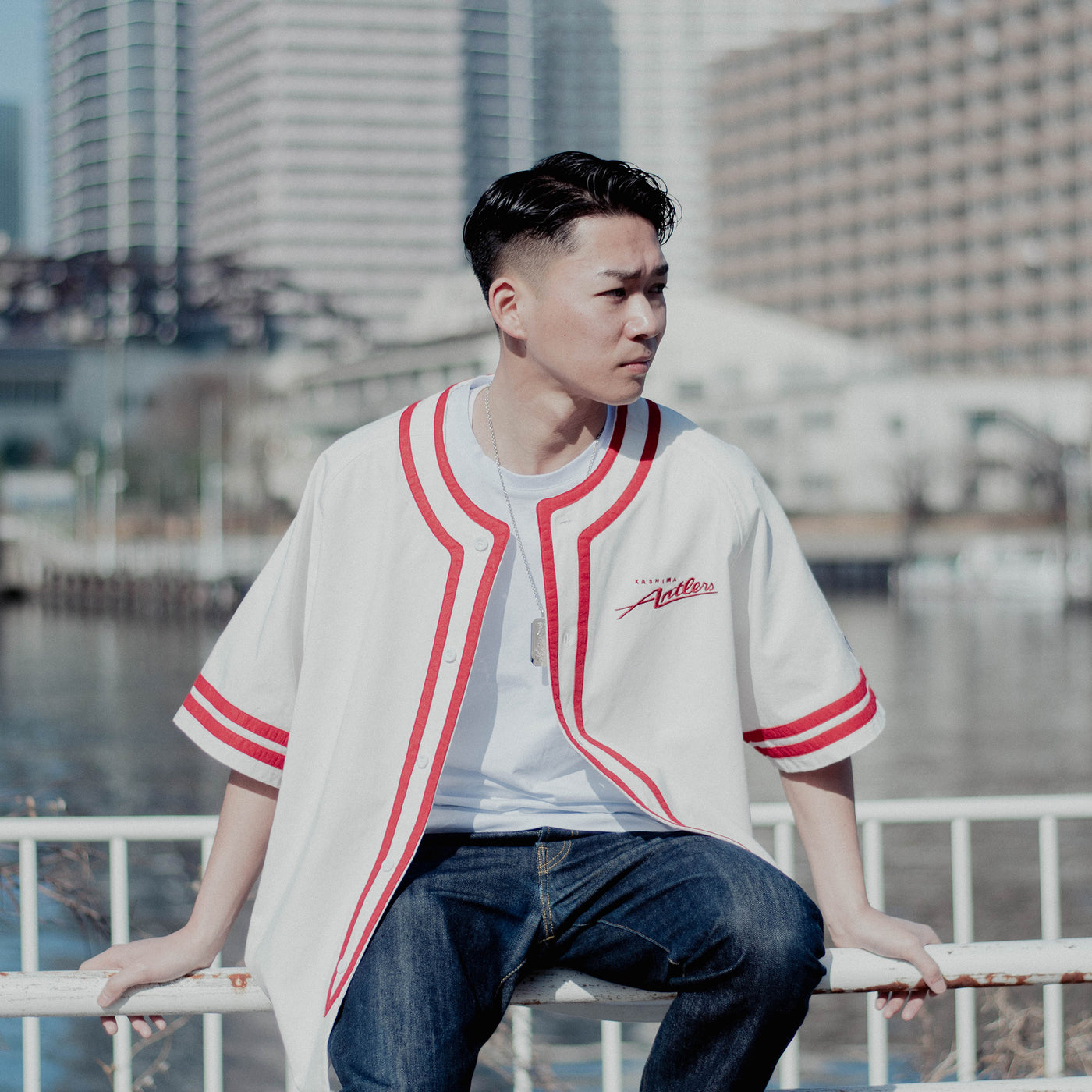 鹿島アントラーズ ベースボールシャツ クラシックレッドライン | 公式