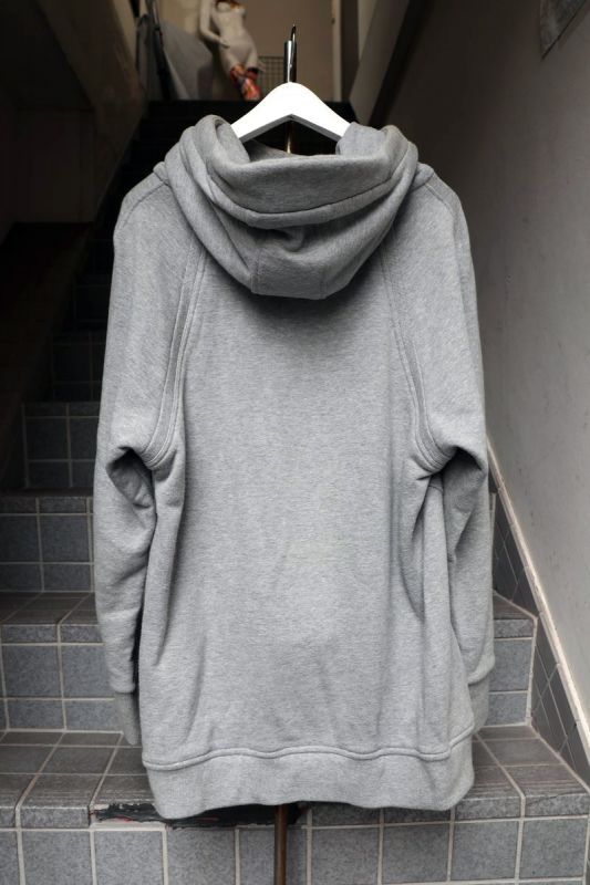 ハトラ×nukeme hatra ヌケメ】hatreme 潜パーカー