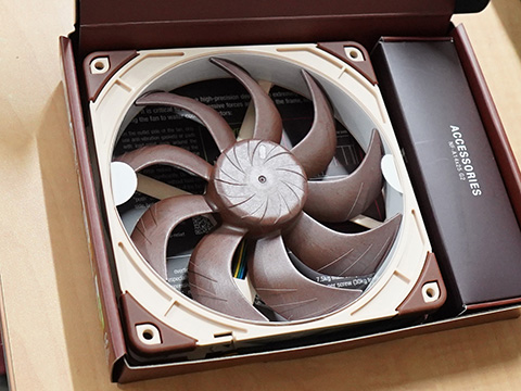 独自形状のブレードを採用したNoctuaの「NF-A14x25 G2 PWM」が入荷