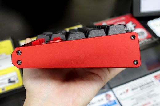 Zirnexのラピトリ対応65%キーボード「Herald 68-M」に新色、アルミ筐体