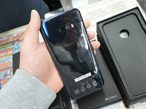 LGの2画面スマホ「LG G8X ThinQ Dual Screen」が29,800円、訳あり未