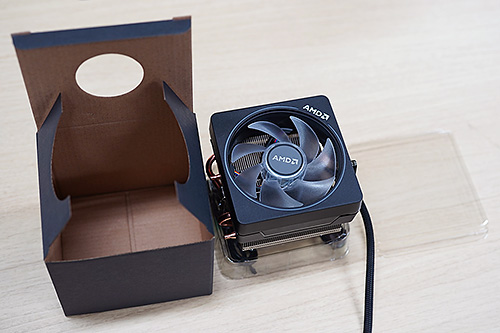 Ryzen 7 3700Xを早速購入！第3世代AMD Ryzenのパッケージの中身を確認