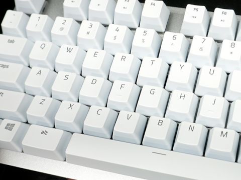 オフィスでも使えるRazerのワイヤレス静音キーボード「Pro Type」が