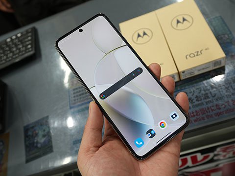 折りたたみスマホ「motorola razr 40」が36,800円、未使用品セール