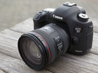 交換レンズ実写ギャラリー：キヤノンEF 24-70mm F4 L IS USM