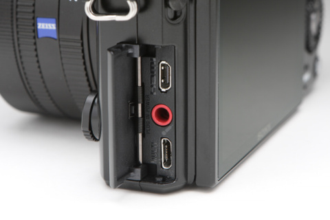 新製品レビュー：ソニーRX1R II（外観・機能編） - デジカメ Watch Watch