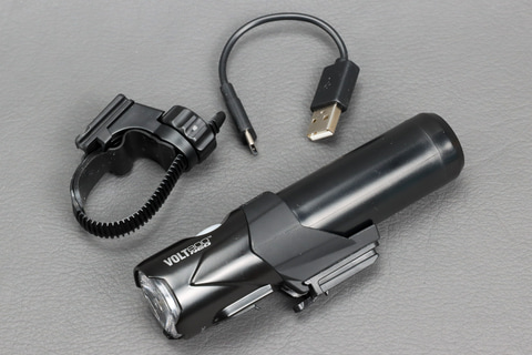 Amazonでは売っていない自転車用ライト！ 欲しい機能が全部入りで