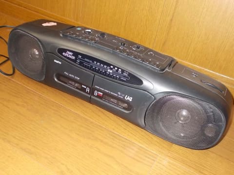 思い出家電】三洋電機のダブルラジカセ「U4-W24」 - 家電Watch