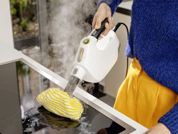 ケルヒャー、水だけで汚れ落とすスチーマーが即日完売 追加販売を開始