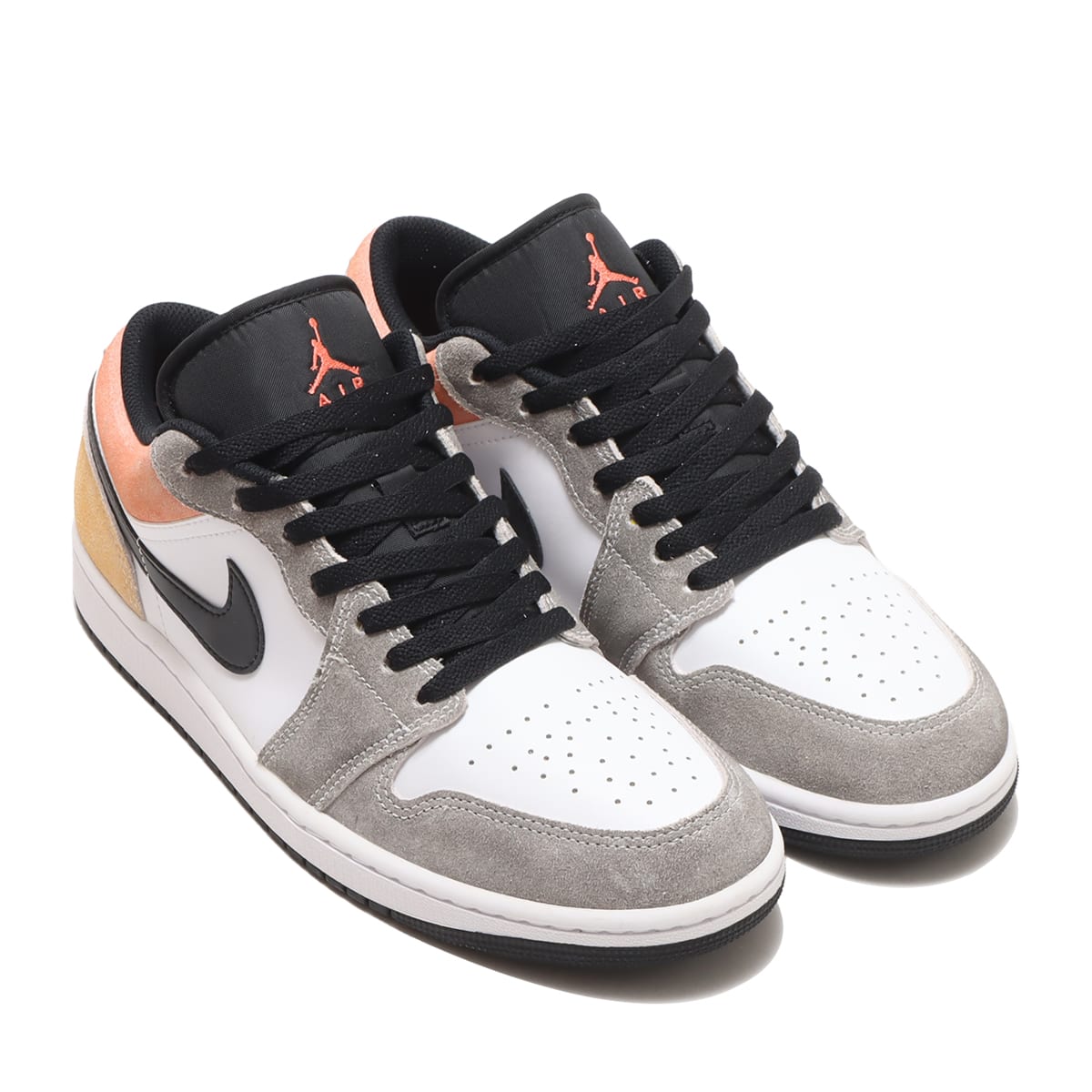 JORDAN BRAND AIR JORDAN 1 LOW SE BLACK/SUNDIAL-MAGIC EMBER-WHITE