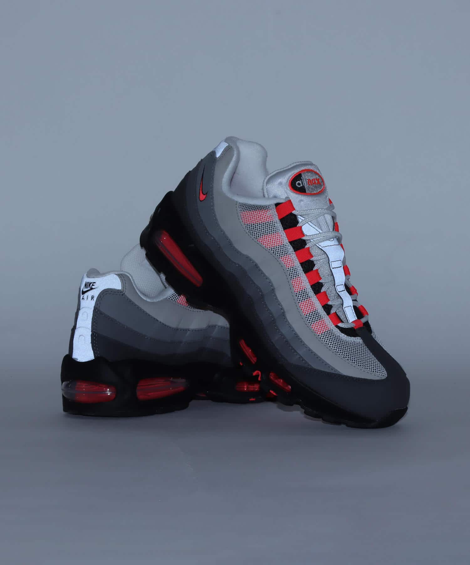 NIKE AIR MAX 95 BIG BUBBLE BLACK/SOLAR RED-MEDIUM ASH-DK PEWTER