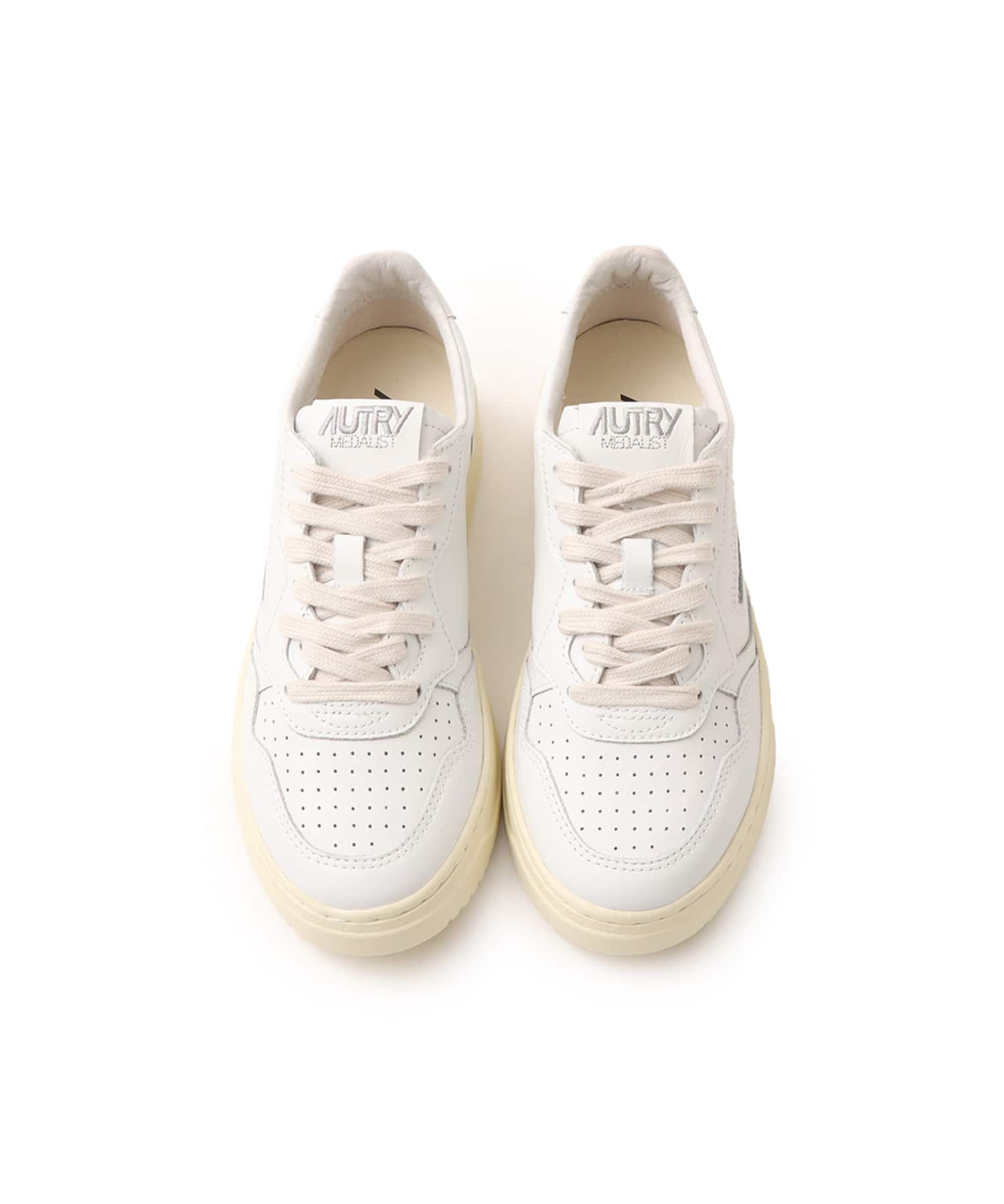 AUTRY MEDALIST LOW WOM WHITE（オートリー メダリスト ロウ ウォム