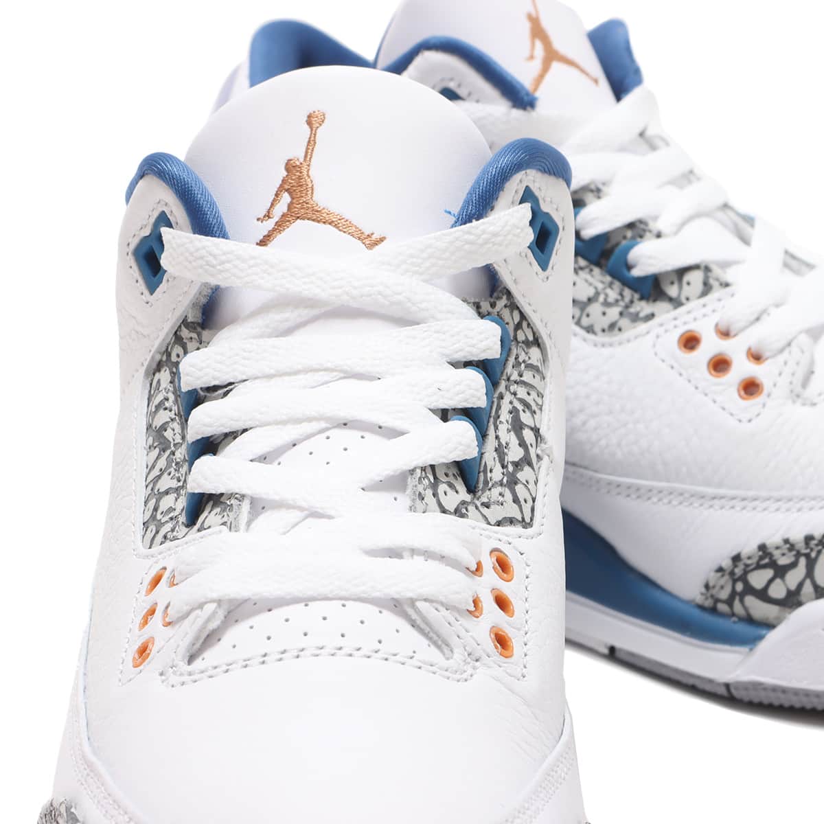 JORDAN BRAND AIR JORDAN 3 RETRO GS WHITE/METALLIC COPPER-TRUE BLUE