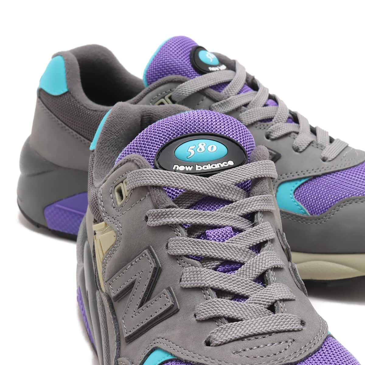 New Balance MT580VA2 GRAY（ニューバランス MT580VA2-グレー