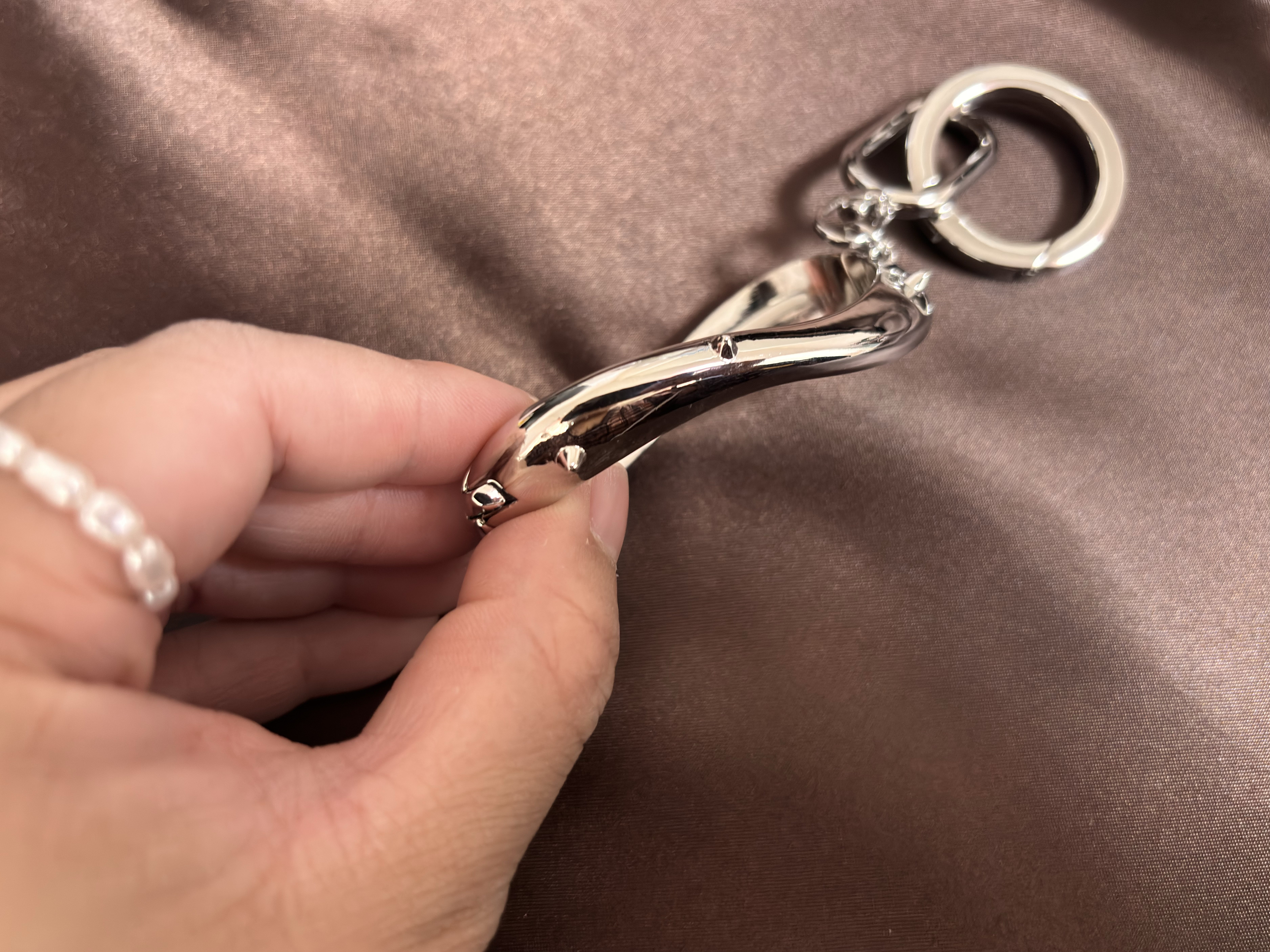 アクセサリー感覚で持ち運べる！タンバリンズの新作ハンドクリームが