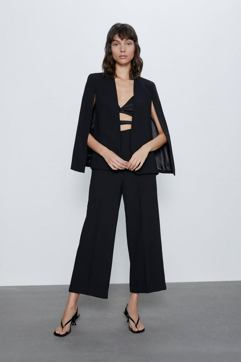 ZARA(ザラ)の「スリット入りケープ」 - PARTE