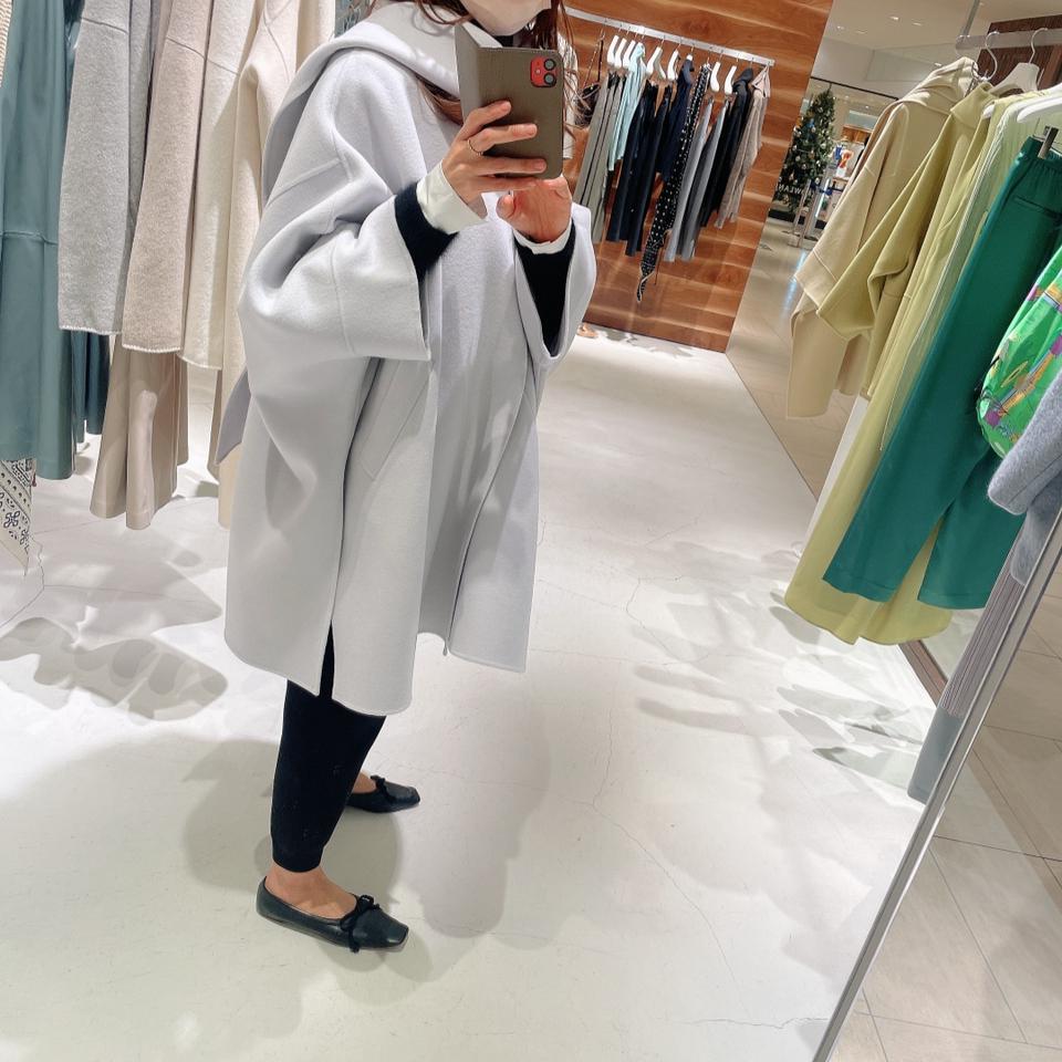 ta / STUNNING LURE(スタニングルアー)の「ストールポンチョコート」を