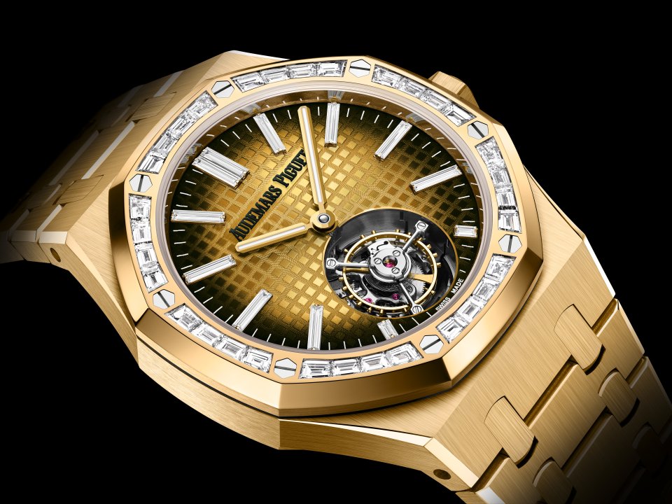 オーデマ ピゲが イエローゴールドの「ロイヤル オーク フライング