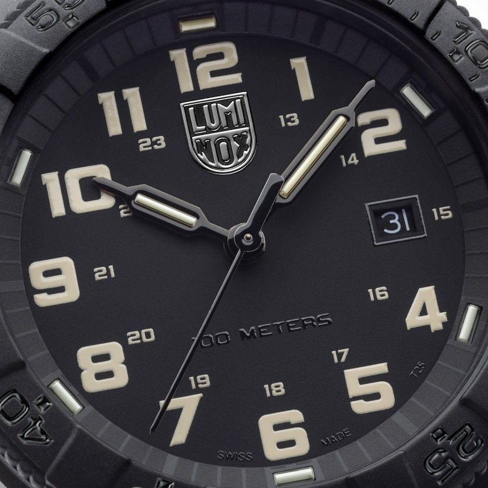 ルミノックスの「LEATHERBACK SEA TURTLE(シータートル)」の新作が発売