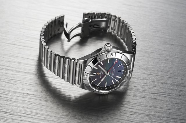 ブライトリング「クロノマット GMT 日本限定モデル」を発表～現代の