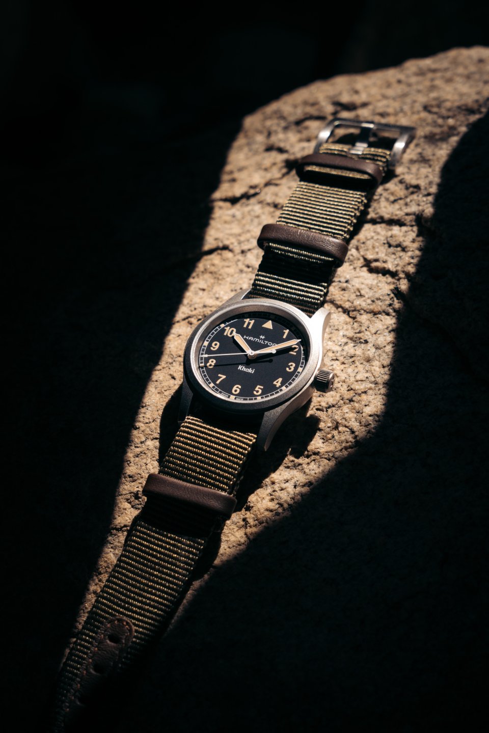 ハミルトン「カーキ フィールド クォーツ」にケース径33mmと38mmの2