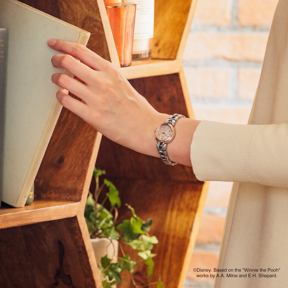 シチズン ディズニーコレクション」から「ラプンツェル」など4作品を