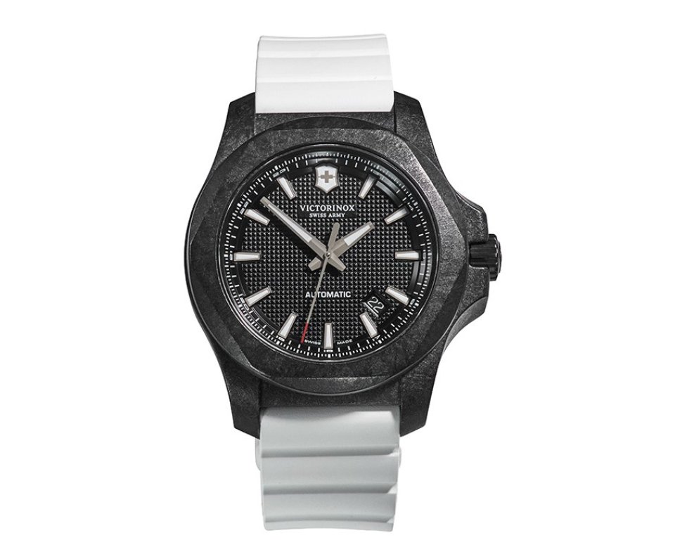 ビクトリノックス 「 I.N.O.X. CARBON MECHANICAL JAPAN EXCLUSIVE