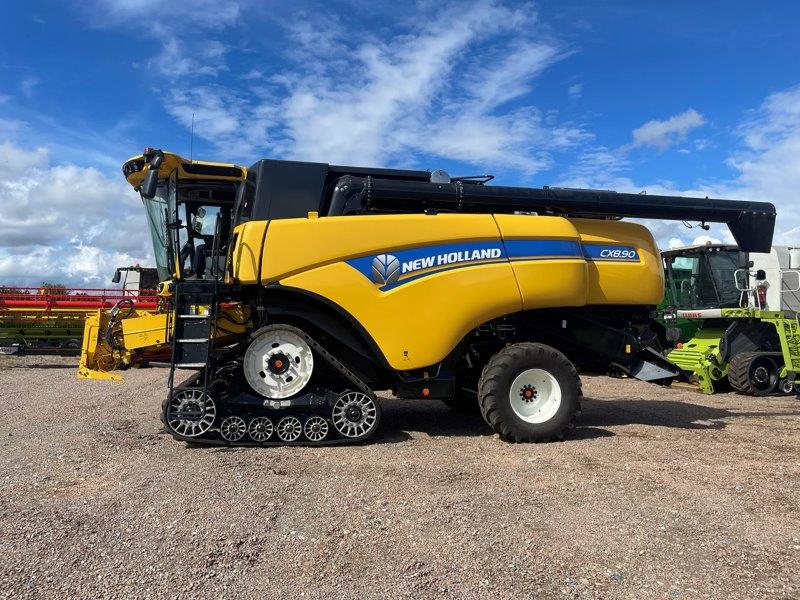 Used Combine Hire - New Holland CX8.90 2019