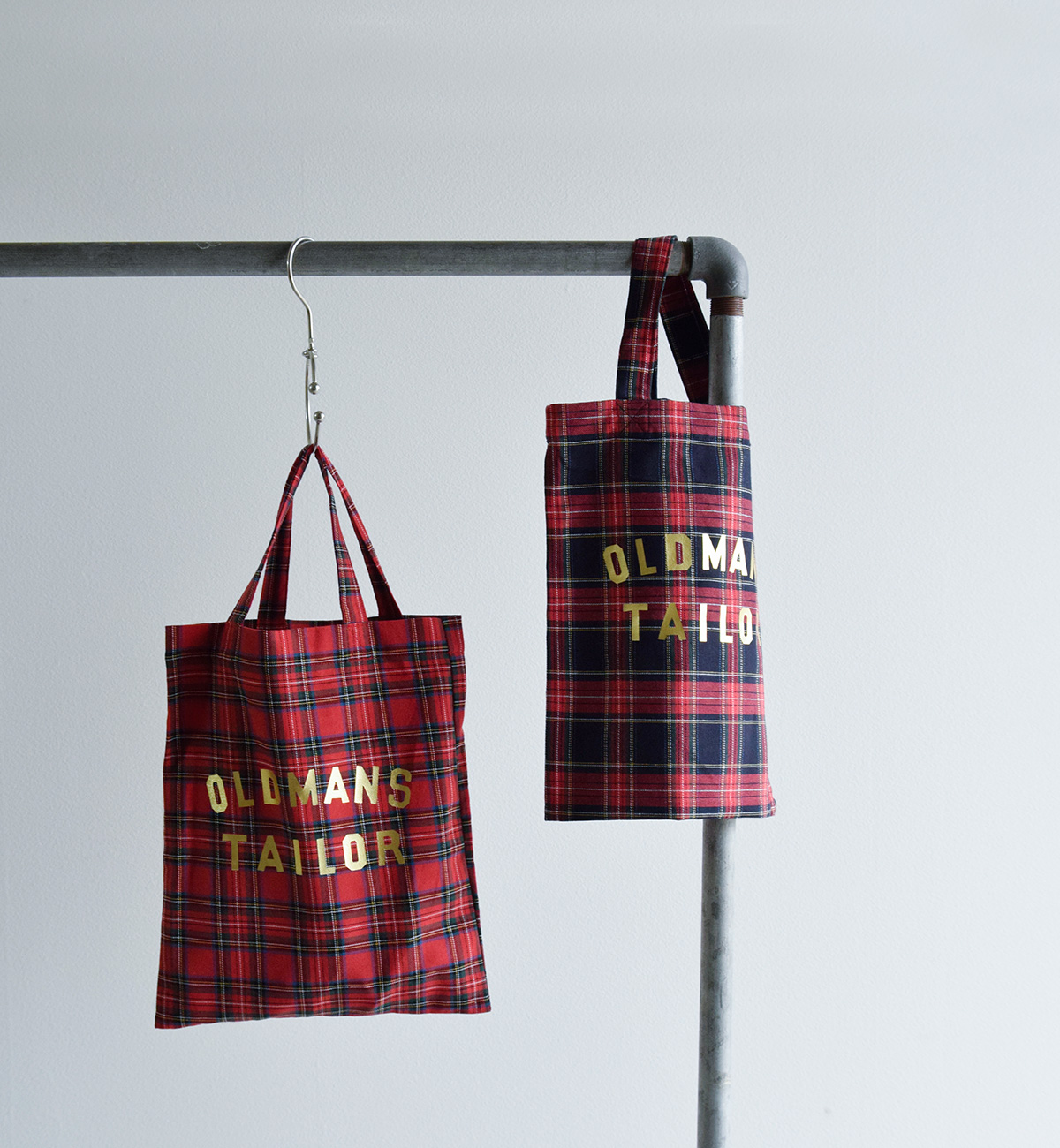 R & D.M.Co- オールドマンズテーラー コットン ロゴプリント タータン